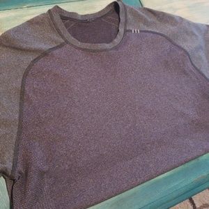 Lululemon Metal Vent shirt
